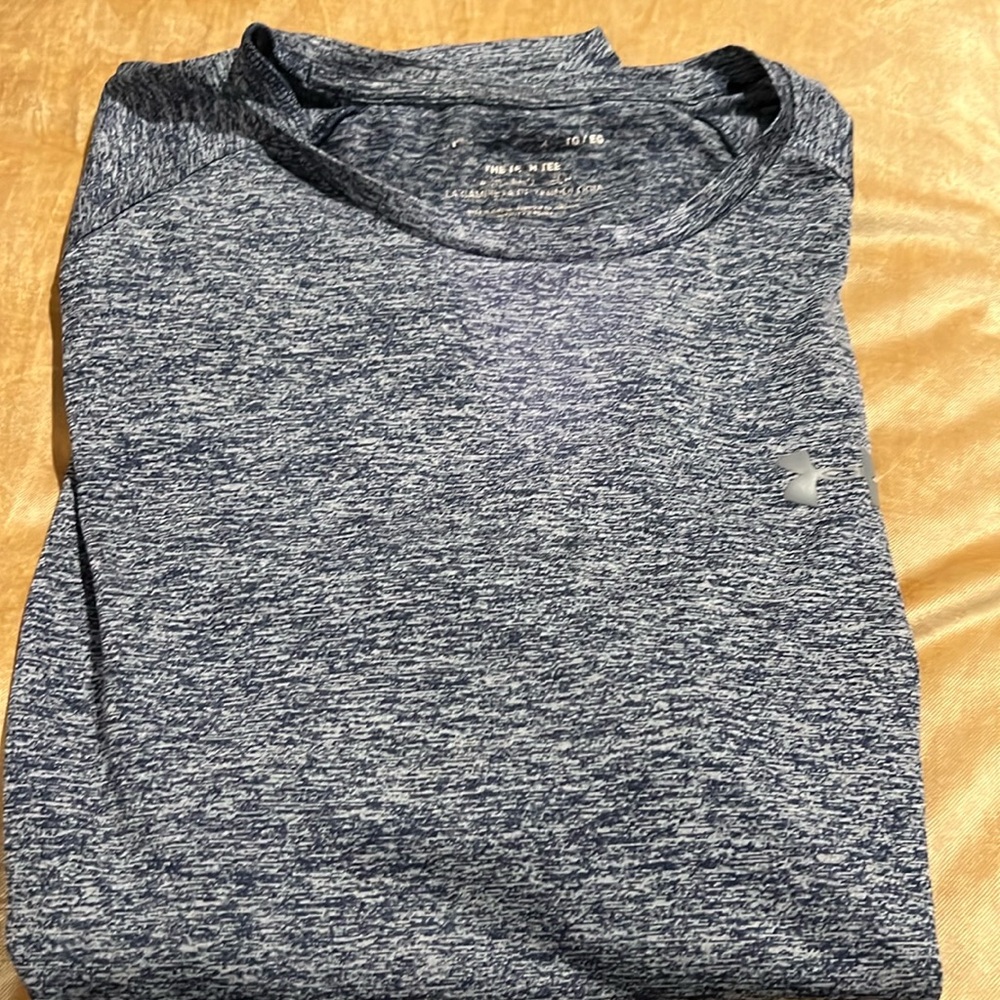 Under Armour Men’s XL short sleeve shirt ‘the tech tee’